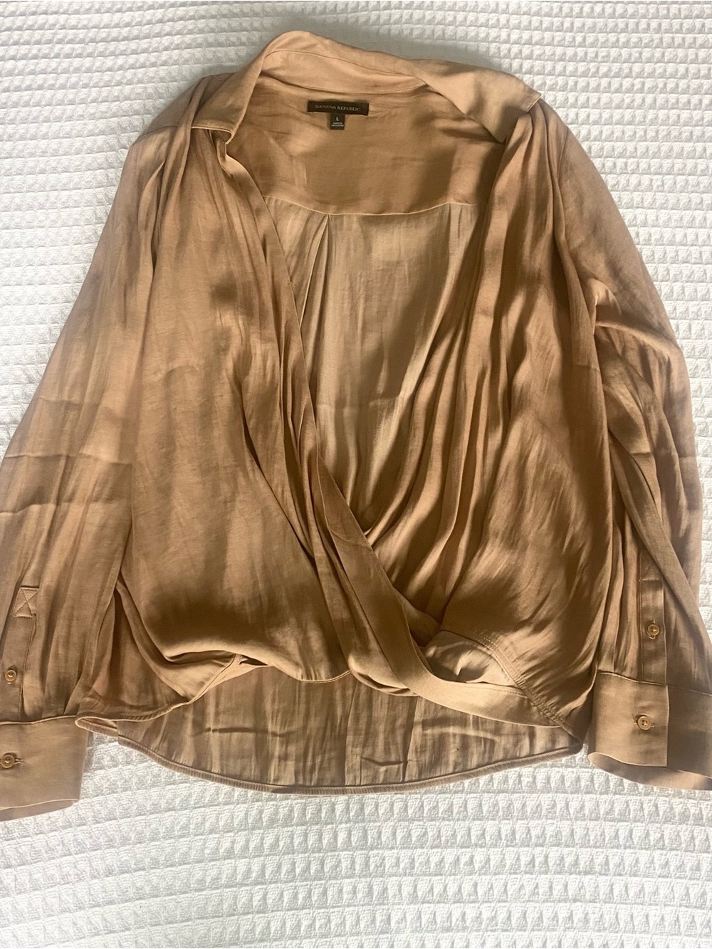 Banana Republic long sleeve surplice top afternoon latte size large